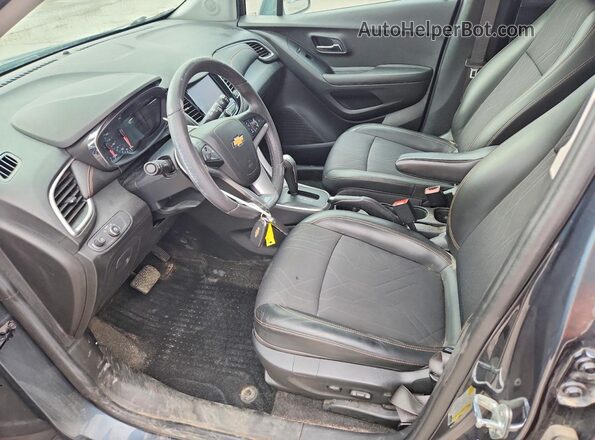 KL7CJPSB4MB338798 2021 CHEVROLET TRAX Blue Vista interior delantera