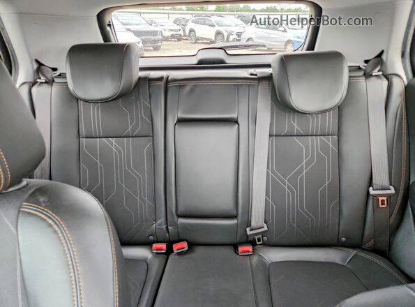 KL7CJPSB5KB953034 2019 CHEVROLET TRAX Silver Vista de los asientos traseros
