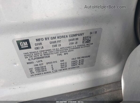 KL7CJPSB6KB912038 2019 CHEVROLET TRAX Silver Widok komory silnika