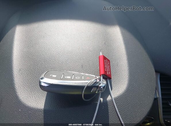 KL7CJPSB6KB912038 2019 CHEVROLET TRAX Silver Widok deski rozdzielczej
