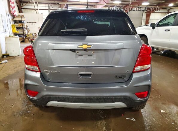 KL7CJPSB6KB936694 2019 CHEVROLET TRAX Серый Вид сзади