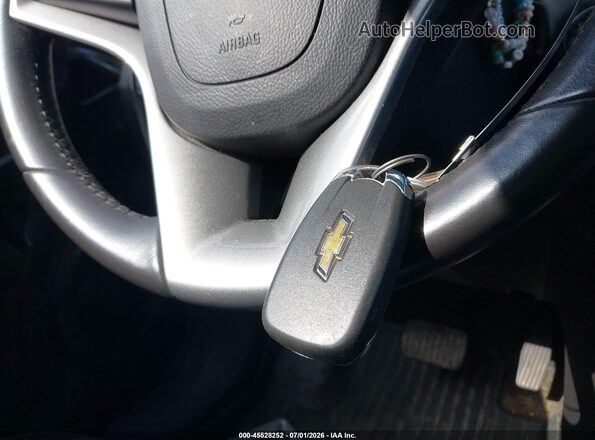 KL7CJPSB6MB352718 2021 CHEVROLET TRAX Gray Dashboard view