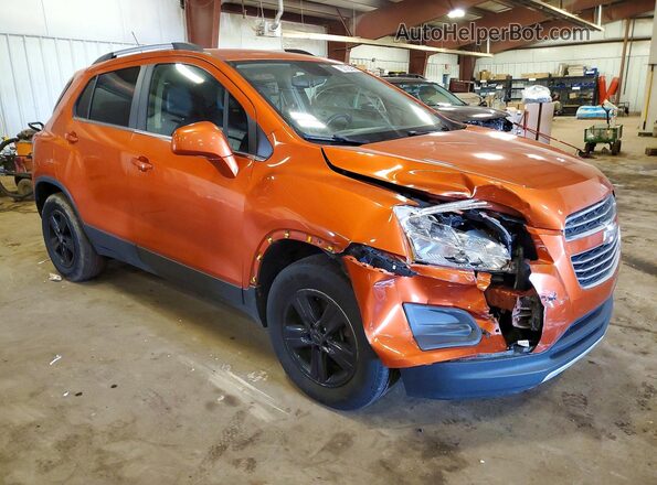 KL7CJPSB7GB617151 2016 CHEVROLET TRAX Orange Delantero derecho
