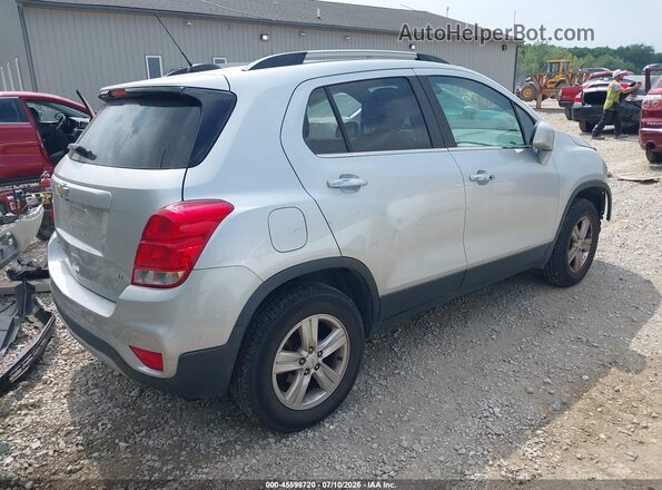 KL7CJPSB7HB086647 2017 CHEVROLET TRAX Серебряный Задняя правая четверть