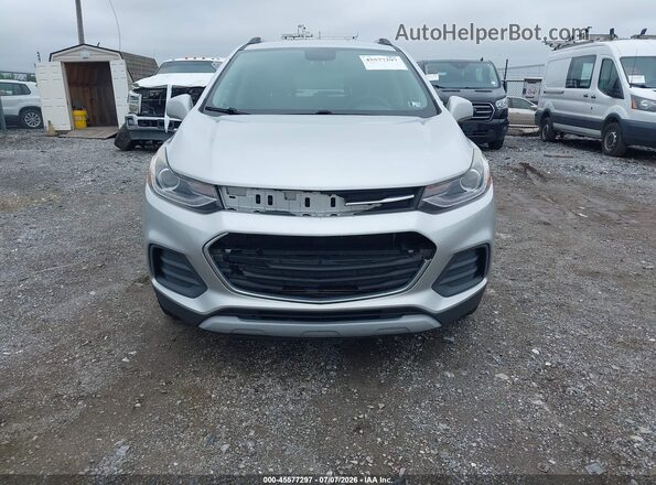 KL7CJPSB7JB711991 2018 CHEVROLET TRAX Silver Սարքավորումների վահանակի տեսք