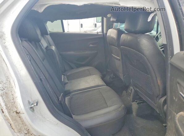 KL7CJPSB7KB830531 2019 CHEVROLET TRAX White Սալոնի հետևի տեսք