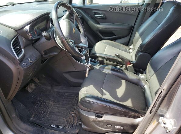 KL7CJPSB8KB895159 2019 CHEVROLET TRAX Gray Widok wnętrza z przodu