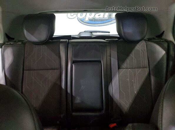KL7CJPSB9KB753015 2019 CHEVROLET TRAX Silver Вид задніх сидінь