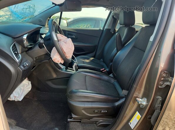KL7CJPSB9LB343235 2020 CHEVROLET TRAX Brown Սալոնի դիմացի տեսք