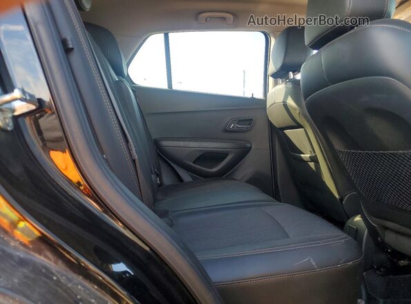 KL7CJPSBXLB327092 2020 CHEVROLET TRAX Black Սալոնի հետևի տեսք