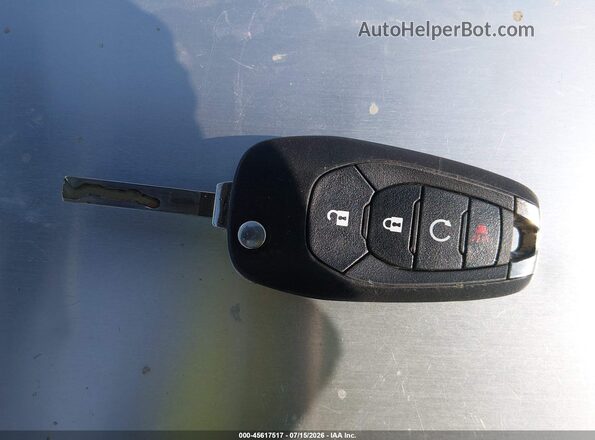 KL7CJPSM0MB365336 2021 CHEVROLET TRAX Silver Vista del salpicadero