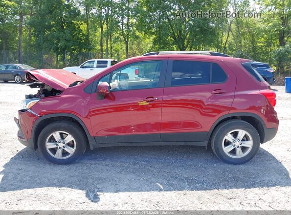 KL7CJPSM1NB528772 2022 CHEVROLET TRAX Red Rear interior view