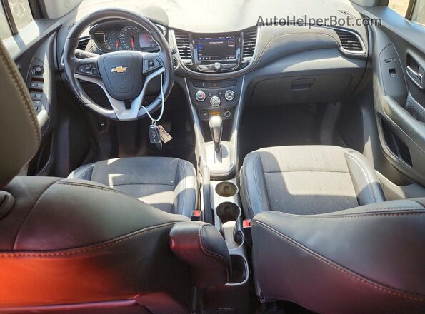 KL7CJPSM1NB529839 2022 CHEVROLET TRAX Blue Widok deski rozdzielczej