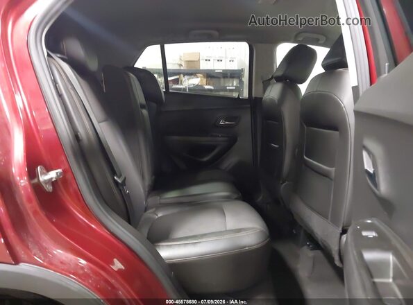 KL7CJPSM2NB531762 2022 CHEVROLET TRAX Красный Вид наклейки с VIN-кодом