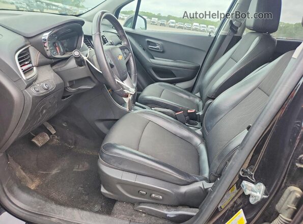 KL7CJPSM2NB538193 2022 CHEVROLET TRAX Black Widok wnętrza z przodu