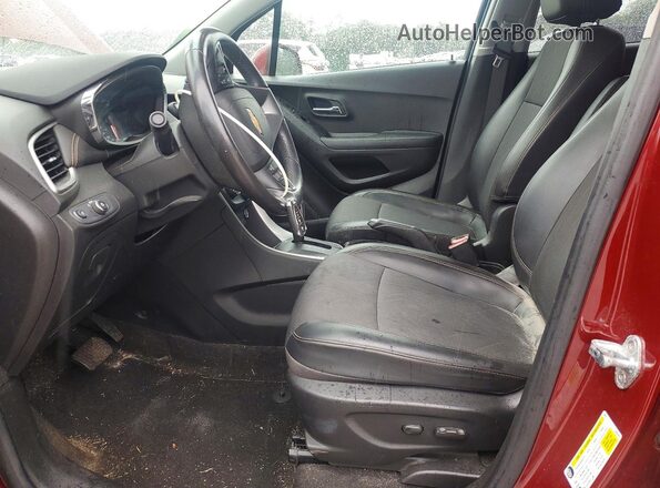 KL7CJPSM4MB372564 2021 CHEVROLET TRAX Red Vista interior delantera