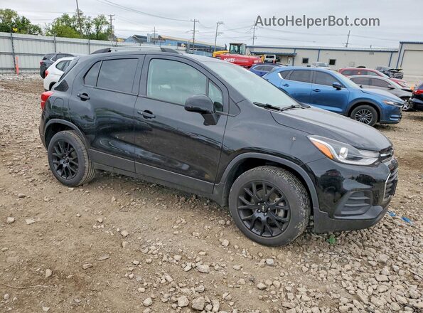 KL7CJPSM4NB557909 2022 CHEVROLET TRAX Black Przód prawy