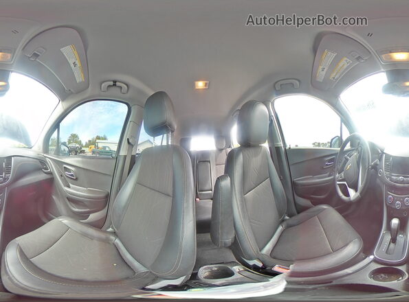 KL7CJPSM4NB558199 2022 CHEVROLET TRAX Blue Widok naklejki z numerem VIN
