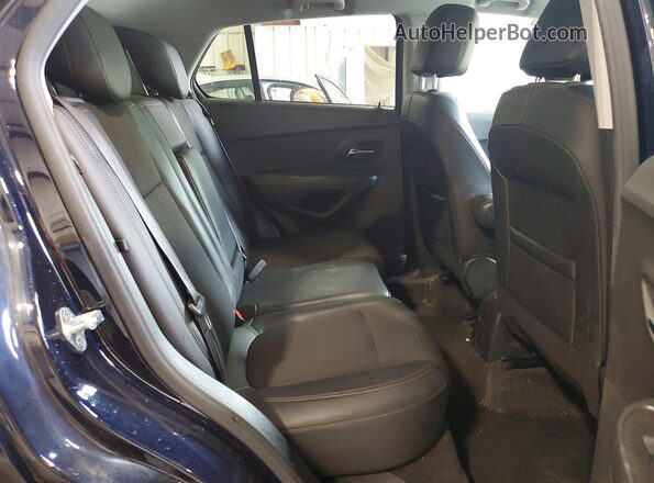 KL7CJPSM5NB565467 2022 CHEVROLET TRAX Blue Вид задніх сидінь