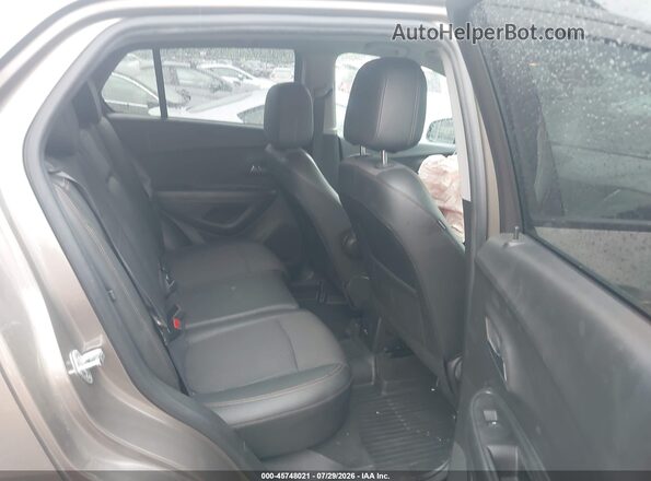 KL7CJPSM5NB567588 2022 CHEVROLET TRAX Коричневый Вид наклейки с VIN-кодом
