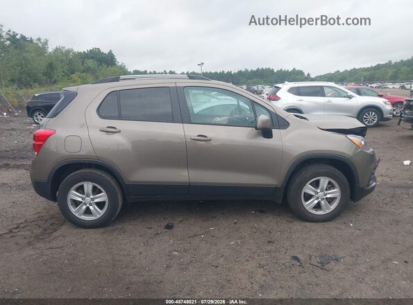 KL7CJPSM5NB567588 2022 CHEVROLET TRAX Коричневый Вид задней части салона