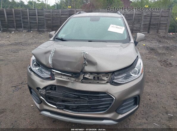 KL7CJPSM5NB567588 2022 CHEVROLET TRAX Коричневый Вид спереди