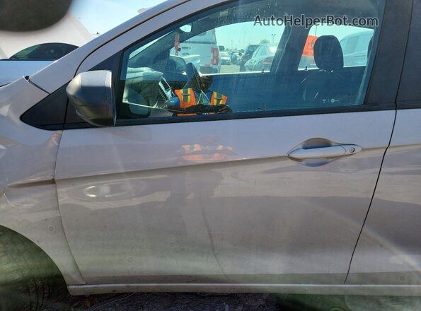KL8CA6SA3HC824998 2017 CHEVROLET SPARK Серый Вид салона спереди