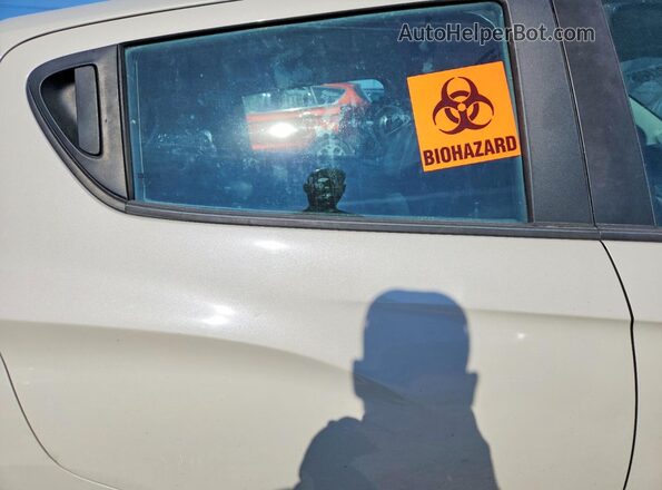 KL8CA6SA3HC824998 2017 CHEVROLET SPARK Серый Вид задней части салона