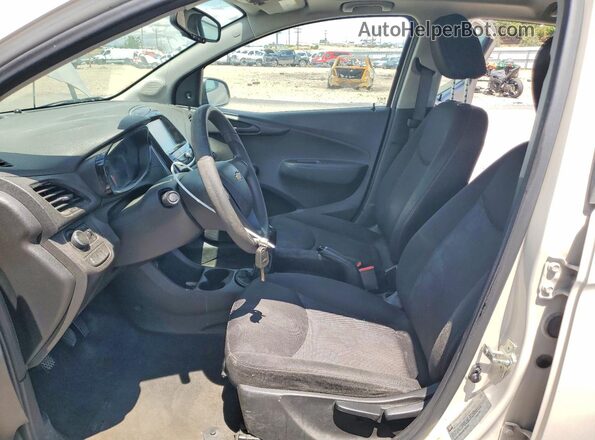 KL8CA6SAXHC763455 2017 CHEVROLET SPARK Gray Widok wnętrza z przodu