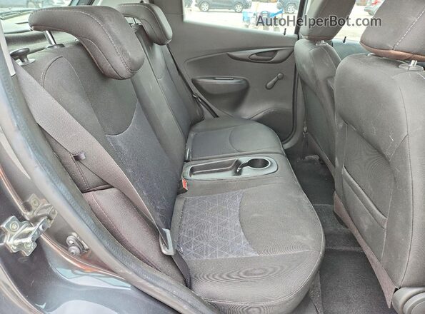 KL8CB6SA0KC749987 2019 CHEVROLET SPARK Gray Vista de los asientos traseros