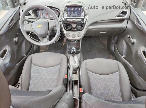 KL8CB6SA0KC749987 2019 CHEVROLET SPARK Gray Vista del salpicadero