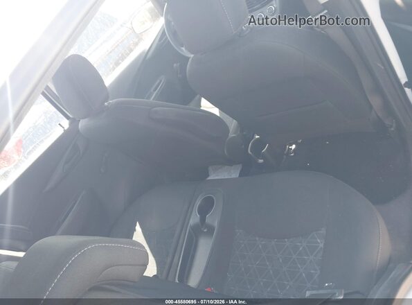 KL8CB6SA0KC806768 2019 CHEVROLET SPARK White VIN კოდის სტიკერის ხედი