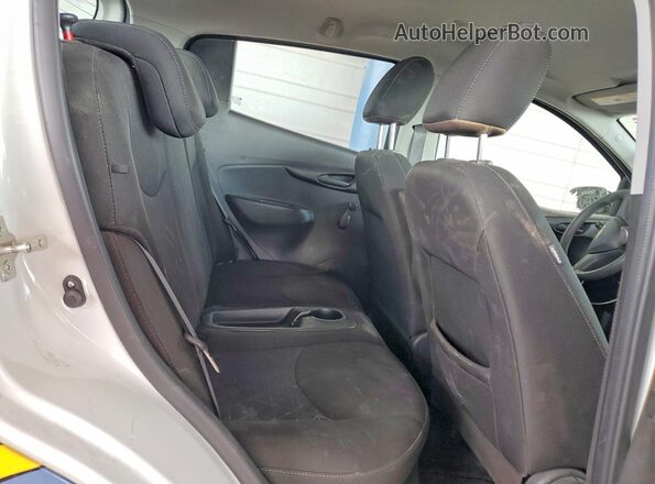 KL8CB6SA1MC708304 2021 CHEVROLET SPARK Двухцветный Вид задних сидений