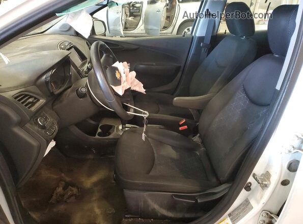 KL8CB6SA2MC738413 2021 CHEVROLET SPARK White Вид салону спереду