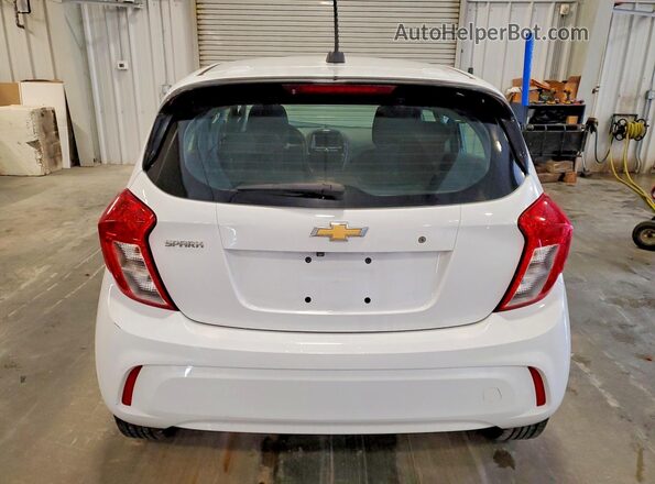 KL8CB6SA2MC738413 2021 CHEVROLET SPARK White Вид ззаду