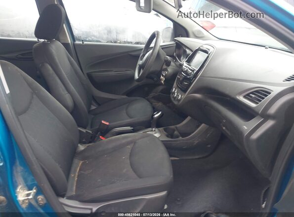 KL8CB6SA3KC704445 2019 CHEVROLET SPARK Синий Вид салона спереди