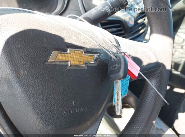 KL8CB6SA3KC729734 2019 CHEVROLET SPARK Белый Вид панели приборов