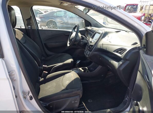 KL8CB6SA3KC729734 2019 CHEVROLET SPARK Белый Вид салона спереди