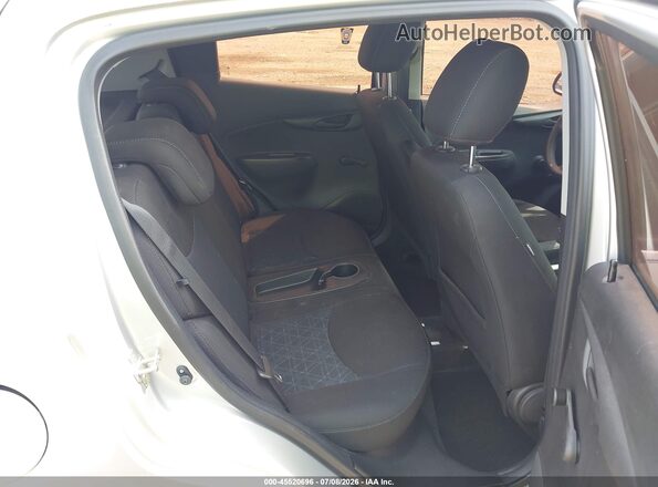 KL8CB6SA3MC715528 2021 CHEVROLET SPARK Silver Widok naklejki z numerem VIN