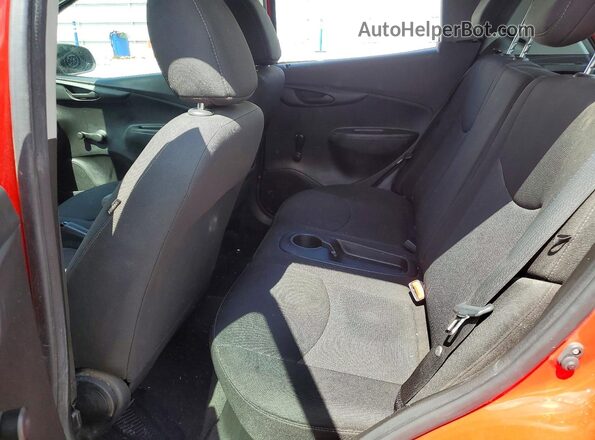 KL8CB6SA4GC585666 2016 CHEVROLET SPARK Red Вид задньої частини салону