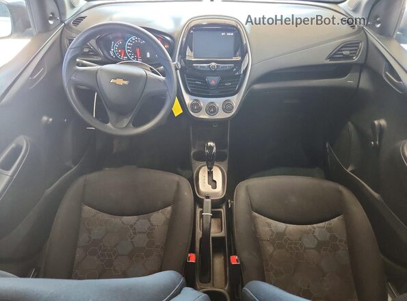KL8CB6SA4JC423396 2018 CHEVROLET SPARK White Dashboard view