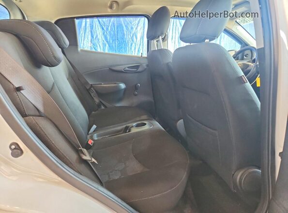 KL8CB6SA4JC423396 2018 CHEVROLET SPARK White Rear seats view