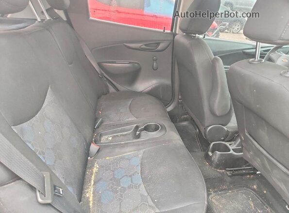 KL8CB6SA4JC471660 2018 CHEVROLET SPARK Turquoise Widok tylnych siedzeń