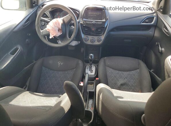 KL8CB6SA4KC742430 2019 CHEVROLET SPARK Бежевый Вид панели приборов