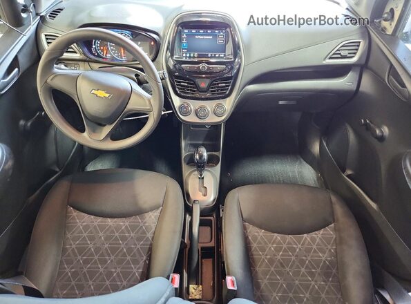 KL8CB6SA4KC809320 2019 CHEVROLET SPARK Cream Vista del salpicadero