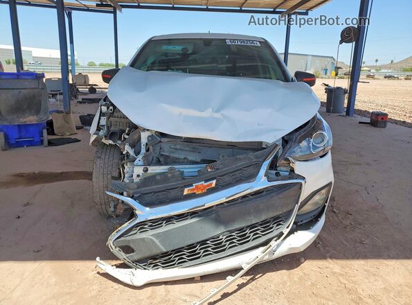 KL8CB6SA4KC810662 2019 CHEVROLET SPARK White Դիմացի տեսք