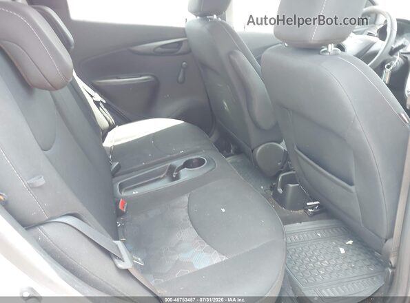 KL8CB6SA5GC635877 2016 CHEVROLET SPARK Silver Вид наклейки з VIN-кодом
