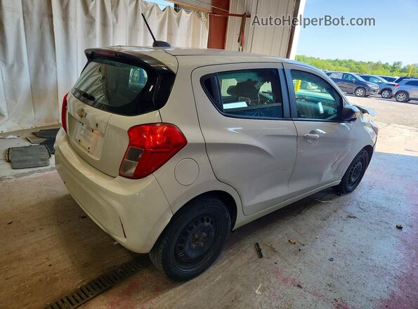 KL8CB6SA5JC423701 2018 CHEVROLET SPARK White Задня права чверть