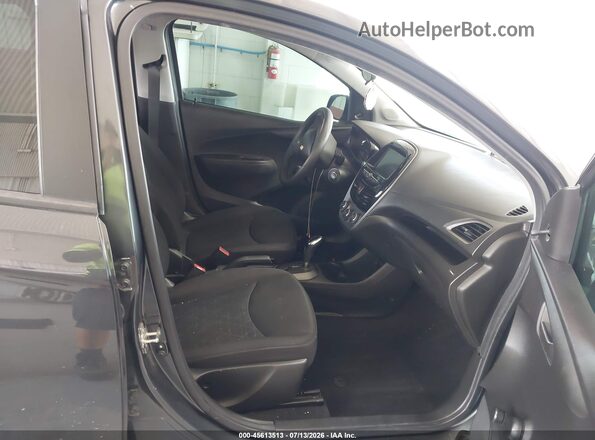KL8CB6SA9KC751253 2019 CHEVROLET SPARK Gray Вид салону спереду