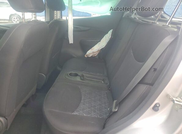 KL8CB6SA9MC222985 2021 CHEVROLET SPARK Silver Вид задньої частини салону